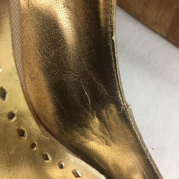 Unused BCBGirls Elani Peep Toe Heels - Picture 9 of 15